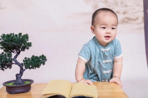临清宝宝脸上小白点